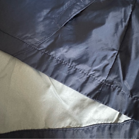 Columbia Navy Blue and Orange Windbreaker / Rain Jacket, L (14/16) - Picture 10 of 14